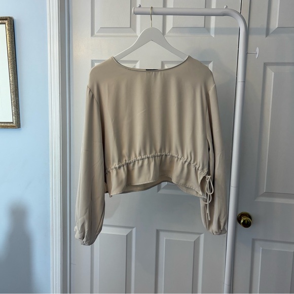 Dynamite Light Beige Long Sleeve Blouse Size Medium - Picture 7 of 10